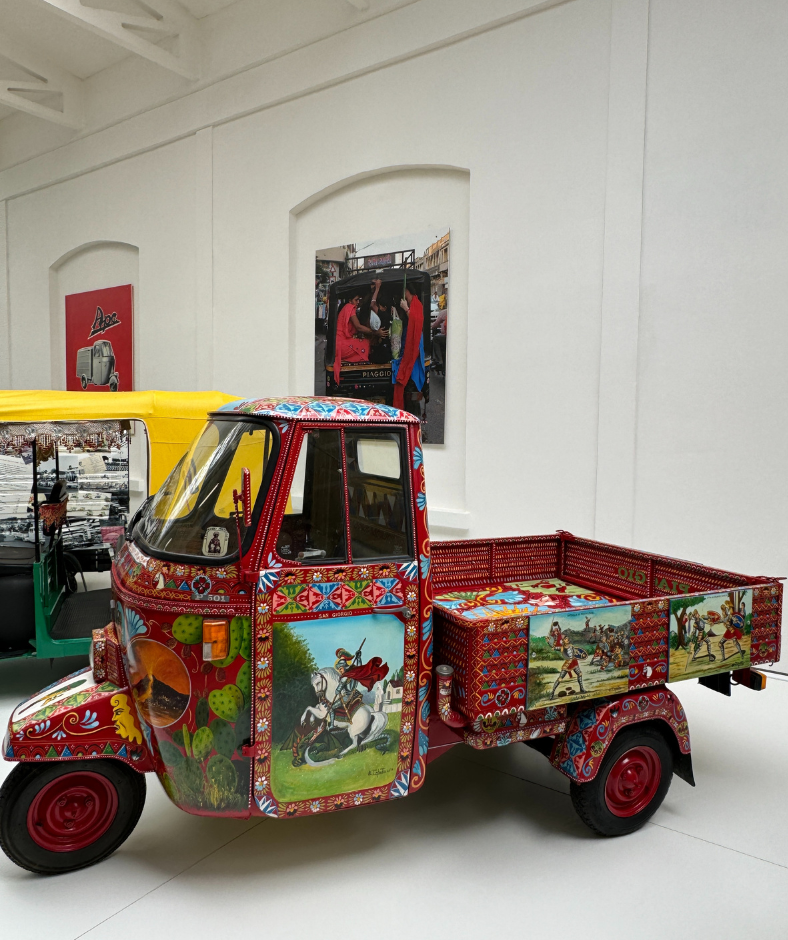 ape in het piaggio museum italie